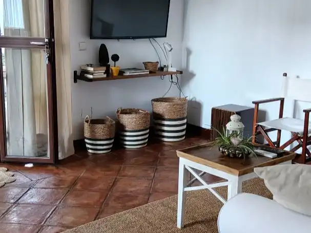 Wohnzimmer von Wohnungen zum Verkauf in Bormujos mit Klimaanlage, Heizung und Privatgarten