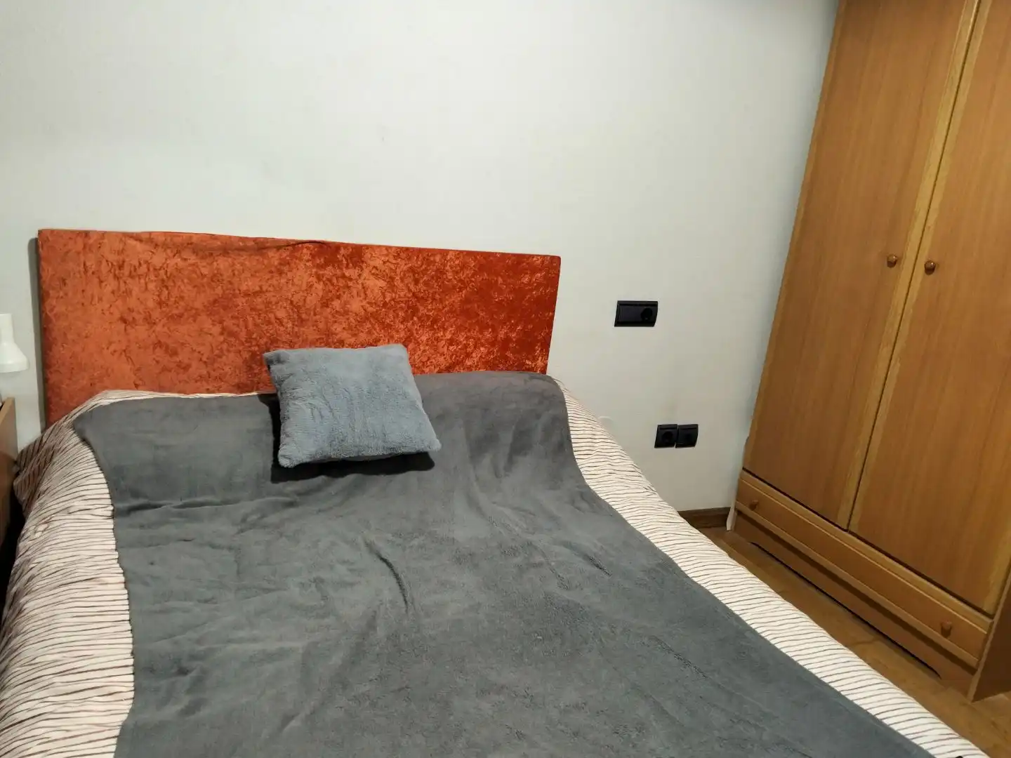 Bedroom of Apartments for rent in León Capital 