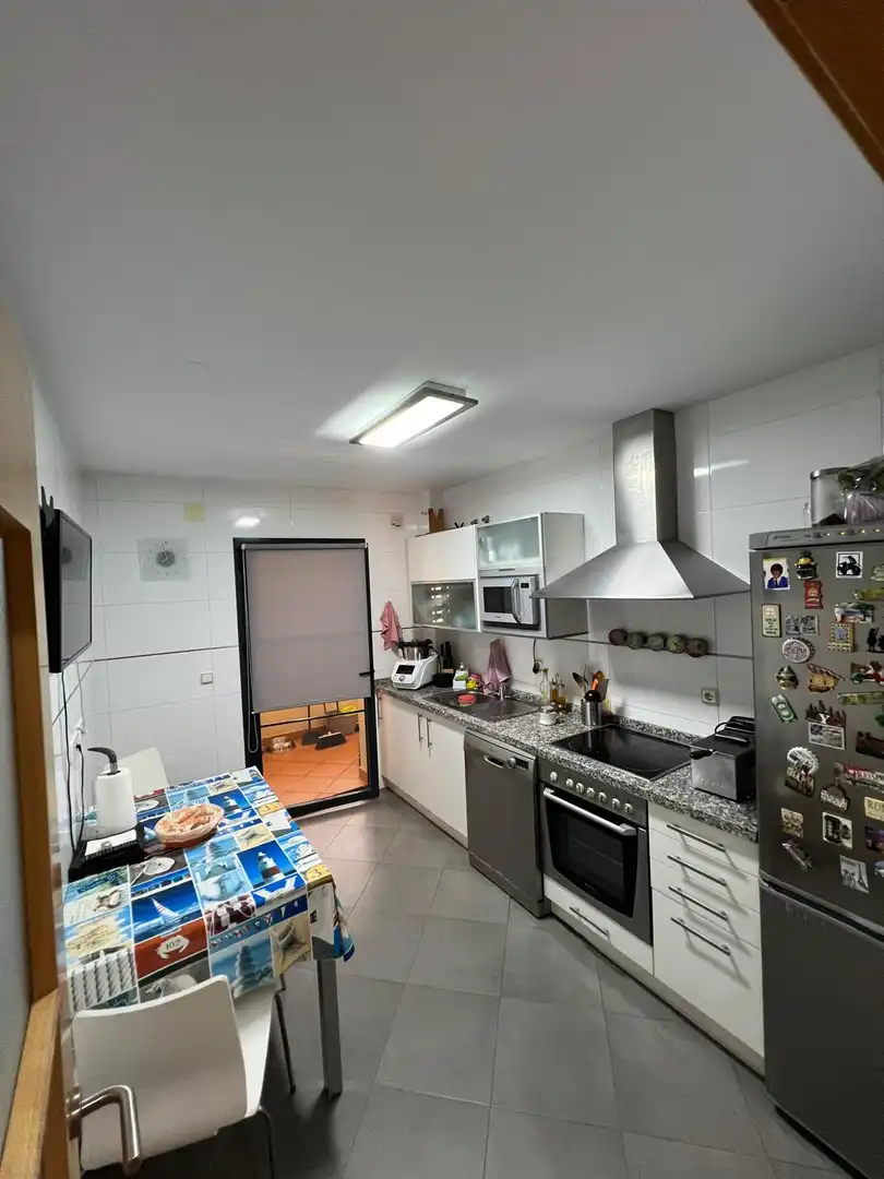 Flat for rent in Calle Sillares, 8, Almayate Kitchen of Flat for rent in Vélez-Málaga with Air Conditioner, Heating and Private garden