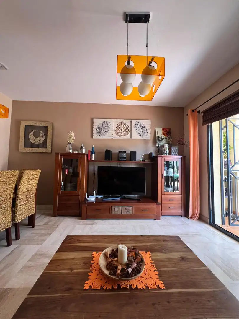 Flat for rent in Calle Sillares, 8, Almayate Living room of Flat for rent in Vélez-Málaga with Air Conditioner, Heating and Private garden