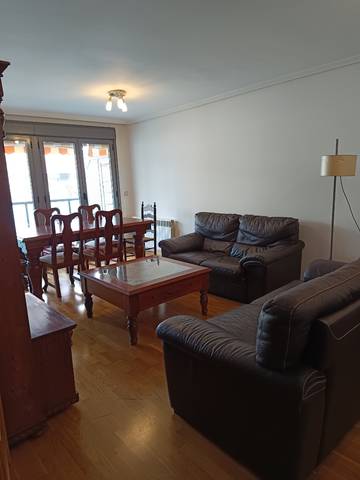 Piso en Venta en Calle Monasterio de Sigena, 4 en Los Olivos