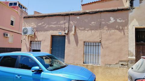 Casa adosada en venda a Carrer Sierra, 19, Crevillent, Alicante - imatge 2 Foto 2 de Casa adosada en venda a Carrer Sierra, 19, Crevillent, Alicante
