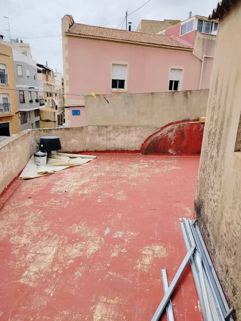Casa adosada en venta en Carrer Sierra, 19, Crevillent Terraza de Casa adosada en venta en Crevillent con Aire acondicionado, Terraza y Trastero