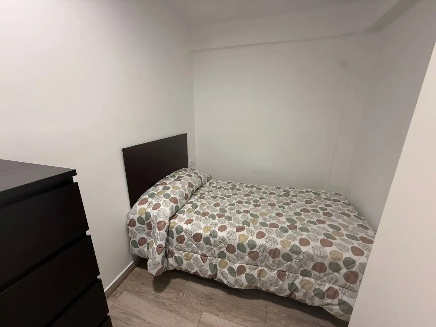 Flat for sale in Camino de la Zubia, 36, Barrio de Zaidín Bedroom of Flat for sale in Granada Capital with Air Conditioner