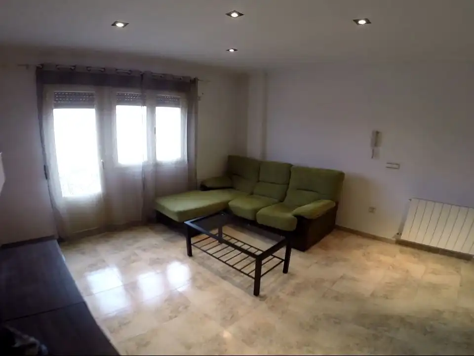 Wohnung zum Verkauf in Calle San Isidro, 21, Madrigueras Wohnzimmer von Wohnung zum Verkauf in Madrigueras mit Klimaanlage, Heizung und Möbliert
