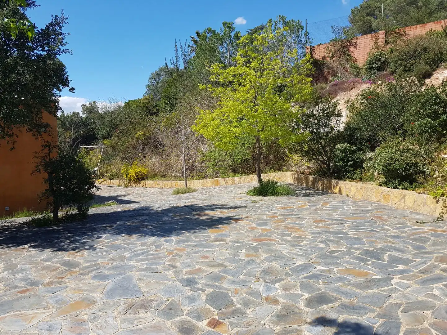 Terrassa de Pis de lloguer en Vallirana amb Calefacció, Jardí privat i Parquet