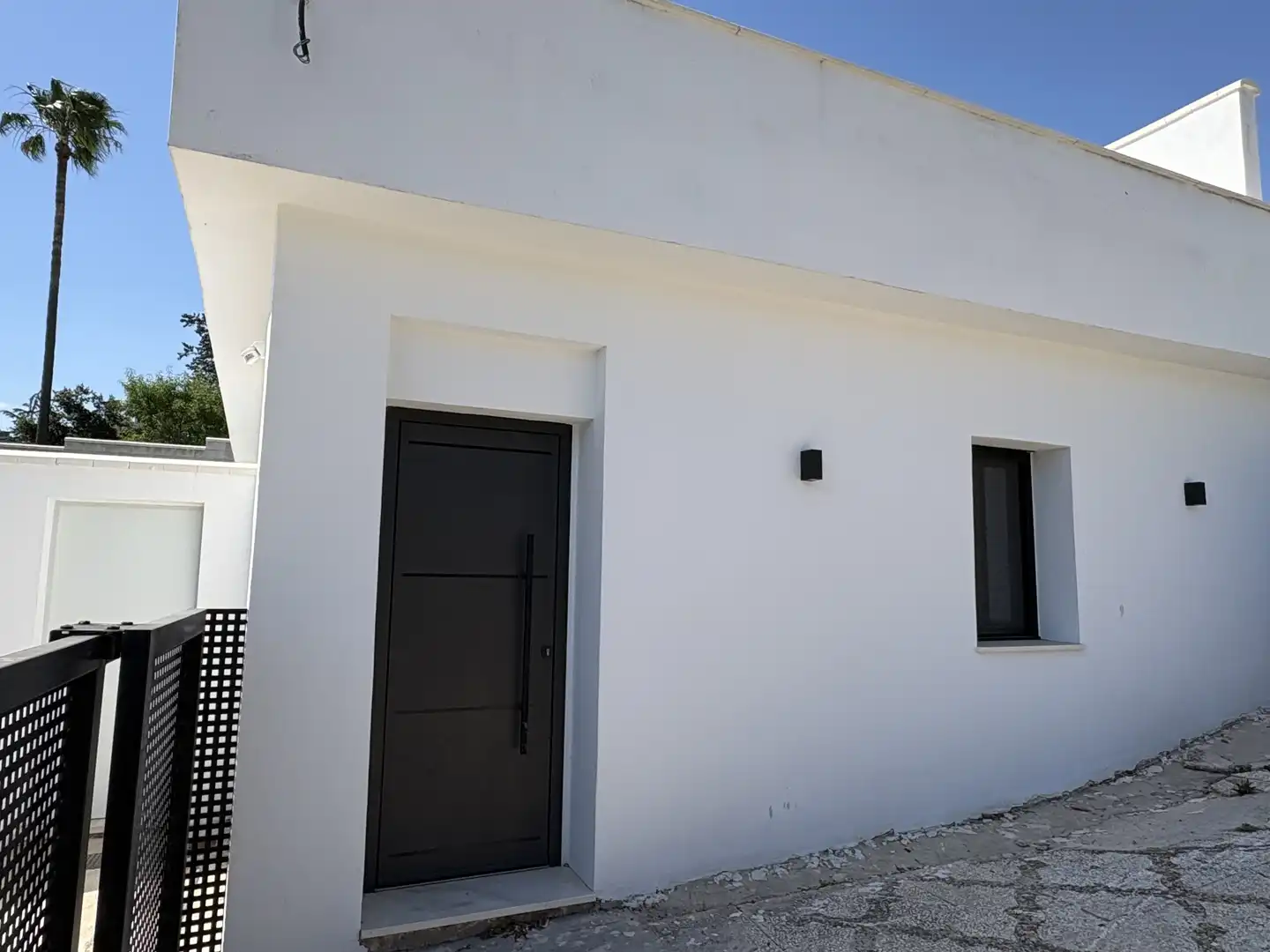 Einfamilien-Reihenhaus zur Miete in Calle Profesor Juan Carandell y Pericay, 8, El Brillante -El Naranjo - El Tablero Außenansicht von Einfamilien-Reihenhaus zur Miete in Córdoba mit Klimaanlage, Heizung und Abstellraum