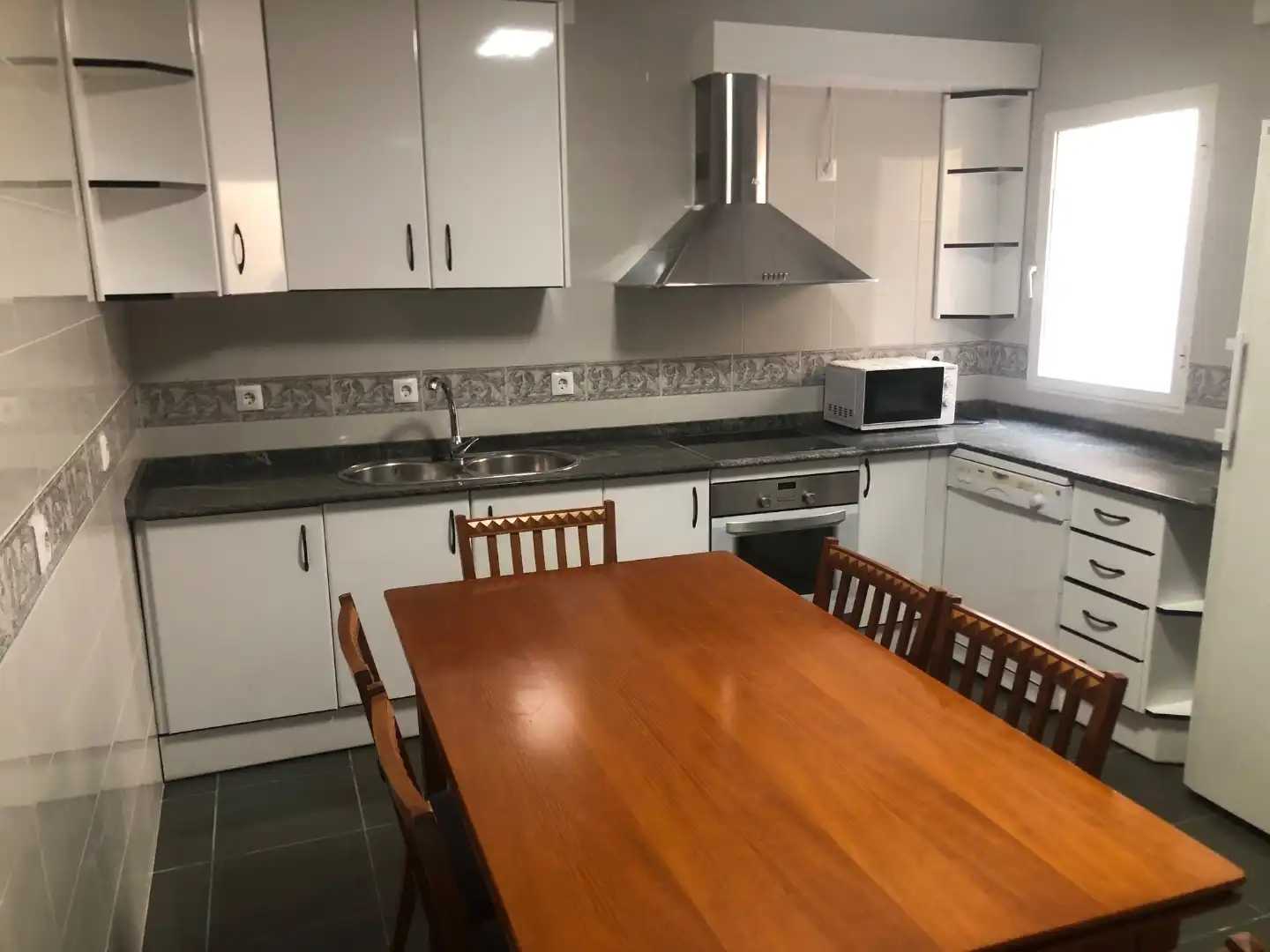 Detached homes for rent in Calle la Rábida, 8, La Paz - Las Américas Kitchen of Detached homes for rent in Linares with Air Conditioner, Terrace and Furnished