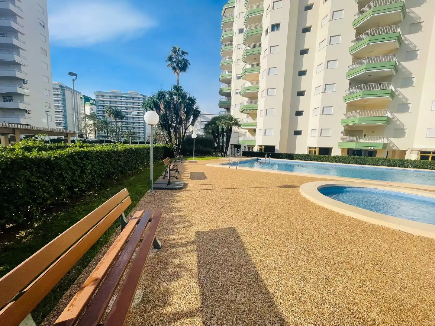 Wohnung zum Verkauf in Carrer D'astúries, 6, Playa de Gandia Schwimmbecken von Wohnung zum Verkauf in Gandia mit Klimaanlage, Terrasse und Schwimmbad