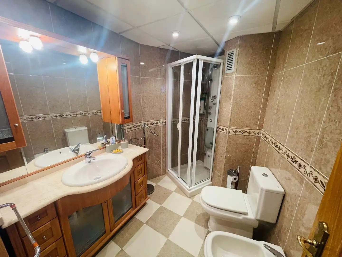 Wohnung zum Verkauf in Carrer D'astúries, 6, Playa de Gandia Badezimmer von Wohnung zum Verkauf in Gandia mit Klimaanlage, Terrasse und Schwimmbad