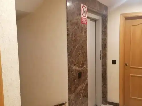 Wohnung zur Miete in Calle Reyes Católicos, 6, Murallas Wohnung zur Miete in Ávila mit Heizung, Parkett und Terrasse