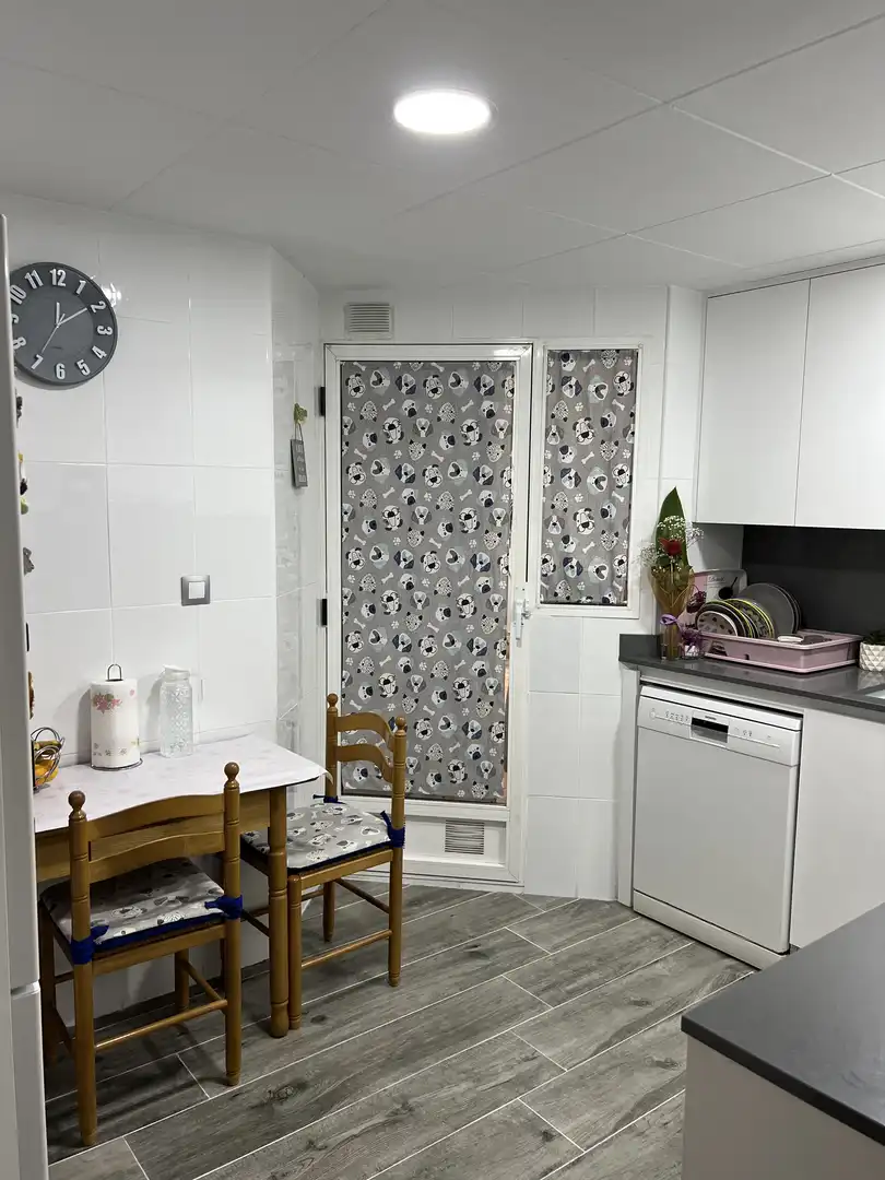 Flat for sale in Calle del Maestro Atanasio Garcia Zapater, Benetússer Kitchen of Flat for sale in Benetússer with Air Conditioner, Terrace and Furnished
