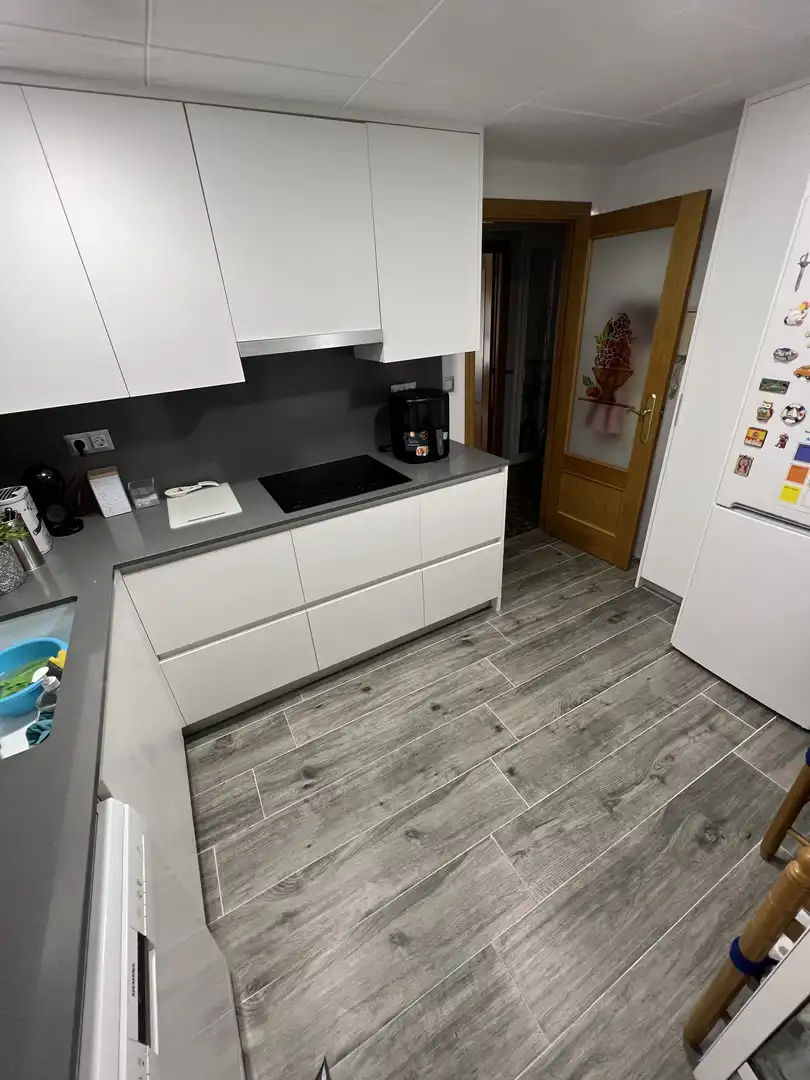 Flat for sale in Calle del Maestro Atanasio Garcia Zapater, Benetússer Kitchen of Flat for sale in Benetússer with Air Conditioner, Terrace and Furnished