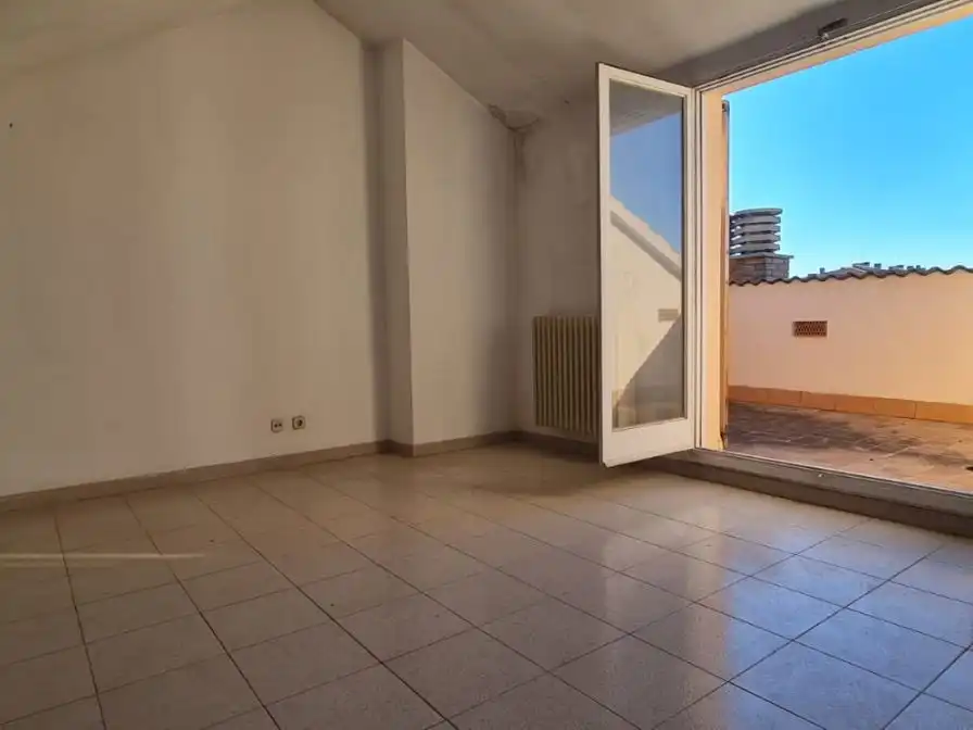 Casa adosada en venta en Carrer Riera d'Osor, 15, Palau Terraza de Casa adosada en venta en Girona con Calefacción, Jardín privado y Terraza