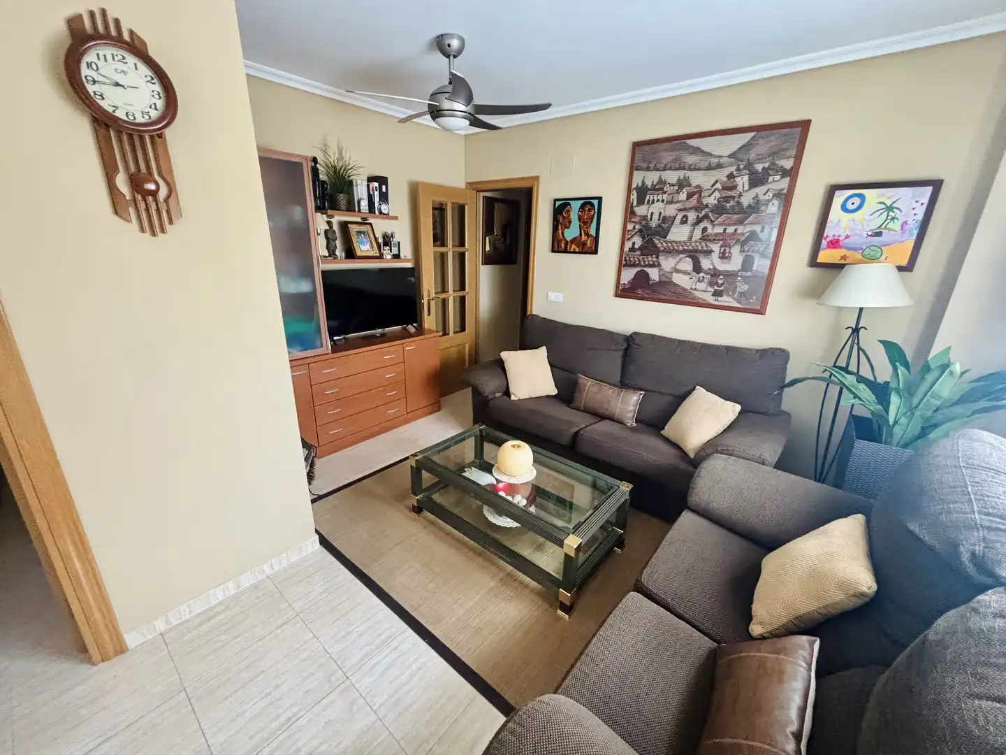 Flat for sale in Carrer de la Pinada, 29, Marina d'Or Living room of Flat for sale in Oropesa del Mar / Orpesa with Air Conditioner, Terrace and Swimming Pool