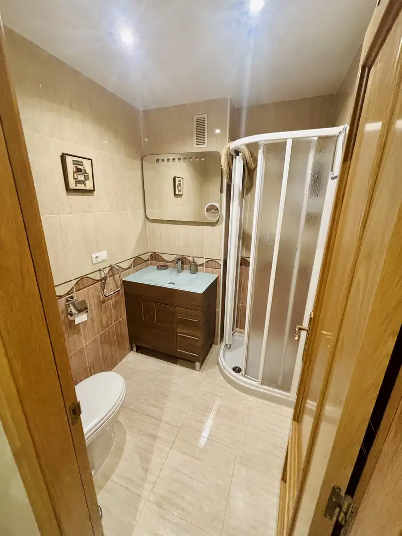 Flat for sale in Carrer de la Pinada, 29, Marina d'Or Bathroom of Flat for sale in Oropesa del Mar / Orpesa with Air Conditioner, Terrace and Swimming Pool