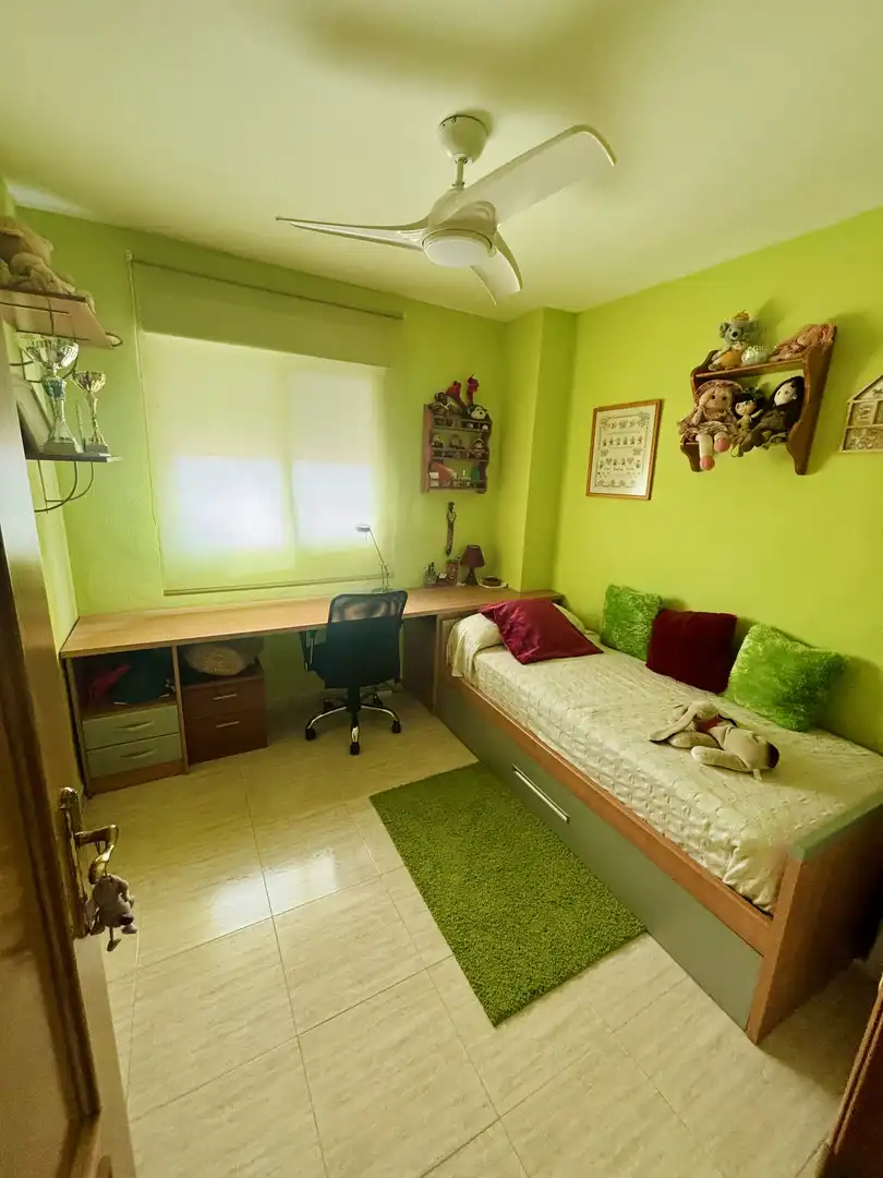 Flat for sale in Carrer de la Pinada, 29, Marina d'Or Bedroom of Flat for sale in Oropesa del Mar / Orpesa with Air Conditioner, Terrace and Swimming Pool