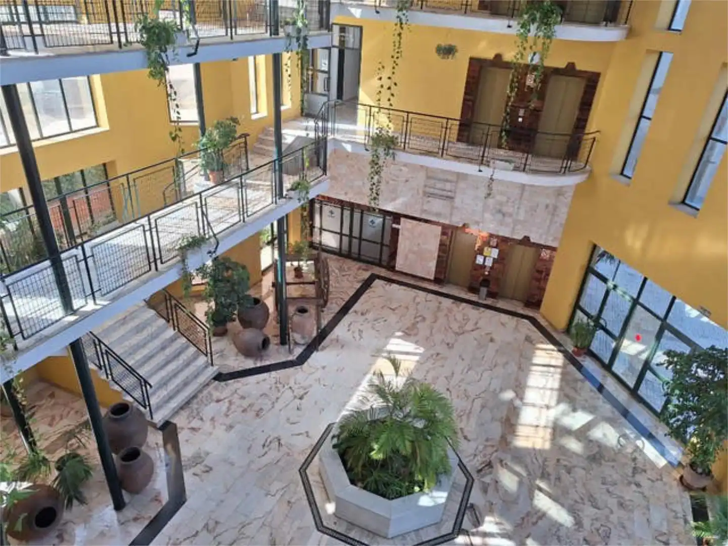 Study for rent in Parque Alcosa Study for rent in Parque Alcosa