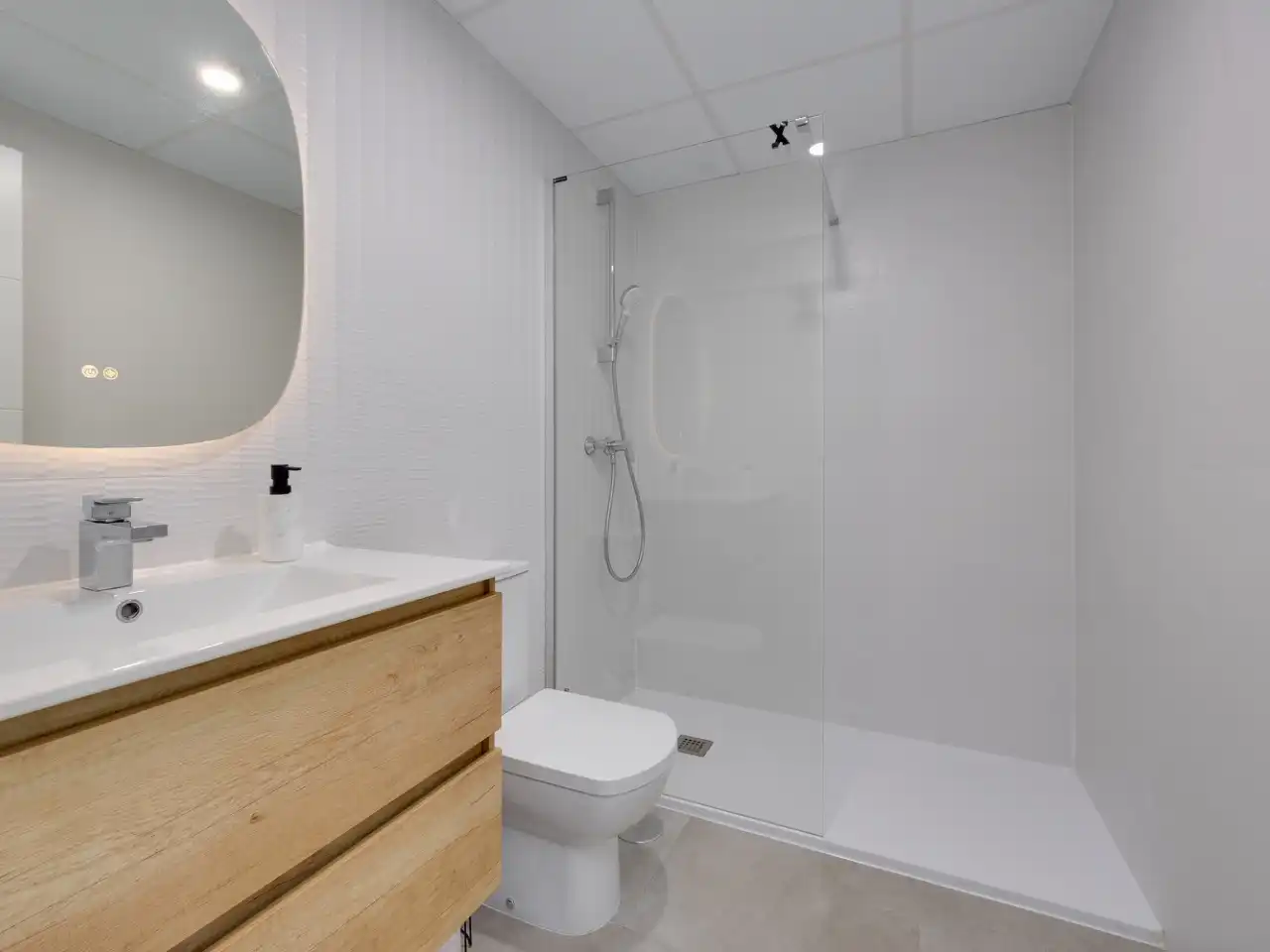 Attic for sale in Saavedra Fajardo, 1, Campoamor Bathroom of Attic for sale in Orihuela with Air Conditioner, Heating and Terrace