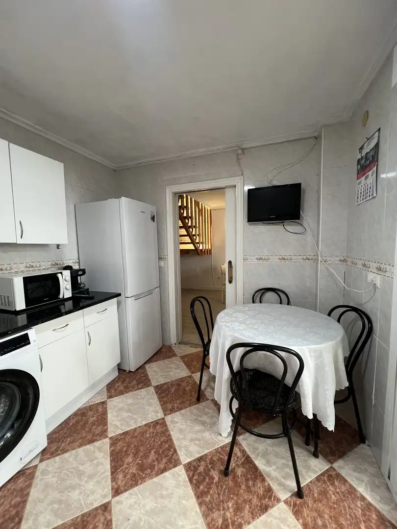 Habitació a Calle José María Osset, 15, Tres Forques