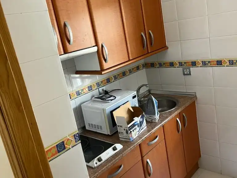 Pis de lloguer a Calle Muñoz Torrero, 2, Casco Antiguo Cuina de Pis de lloguer en Badajoz amb Aire condicionat, Moblat i Balcó