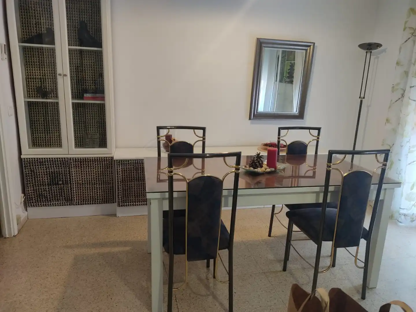 Flat for rent in Calle Muro de los Navarros, 26, Santa Catalina Dining room of Flat for rent in Sevilla with Air Conditioner, Furnished and Washing machine