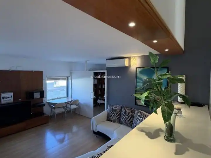Flat for rent in Carrer Cova Santa, 7, Centre - Zona Alta Living room of Flat for rent in Alcoy / Alcoi with Air Conditioner, Heating and Parquet flooring