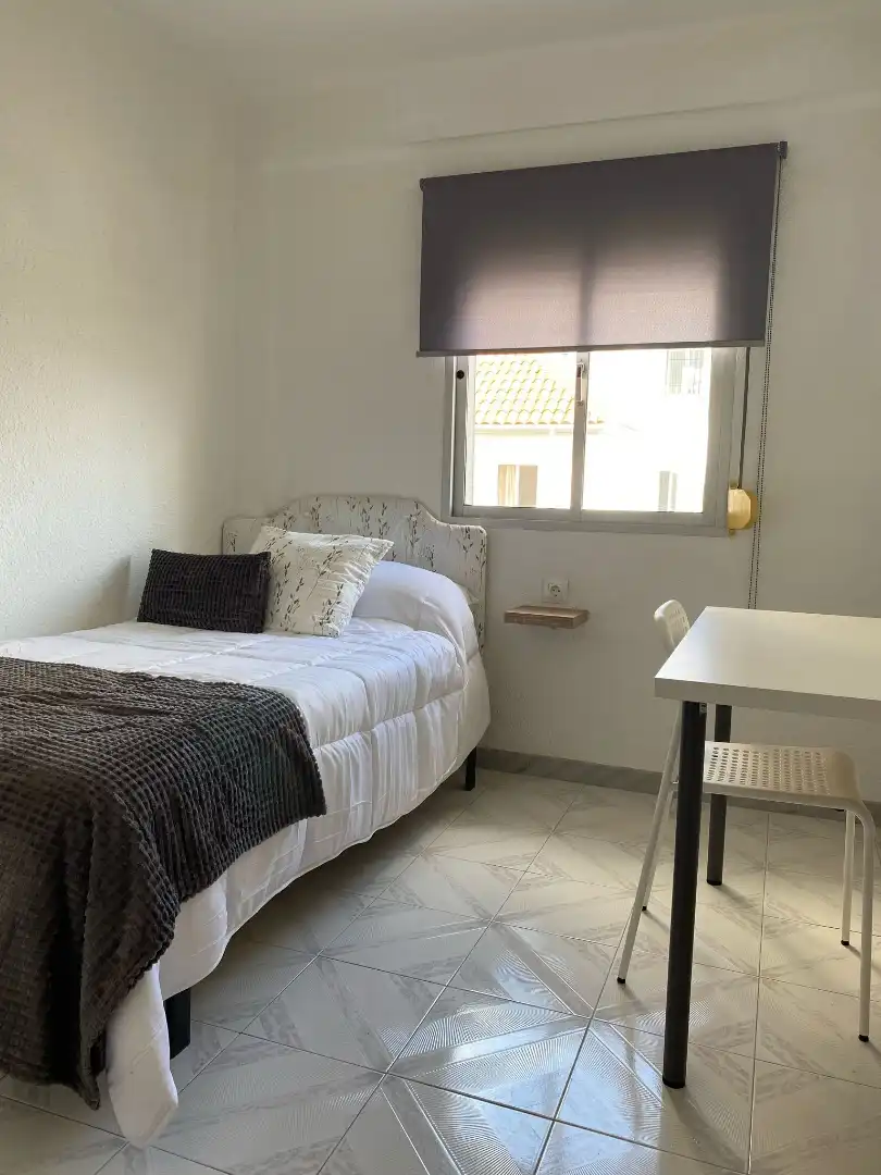 Piso de alquiler en Calle Árbol, 3, San Cristóbal Habitación de Piso de alquiler en Ronda con Amueblado, Horno y Lavadora