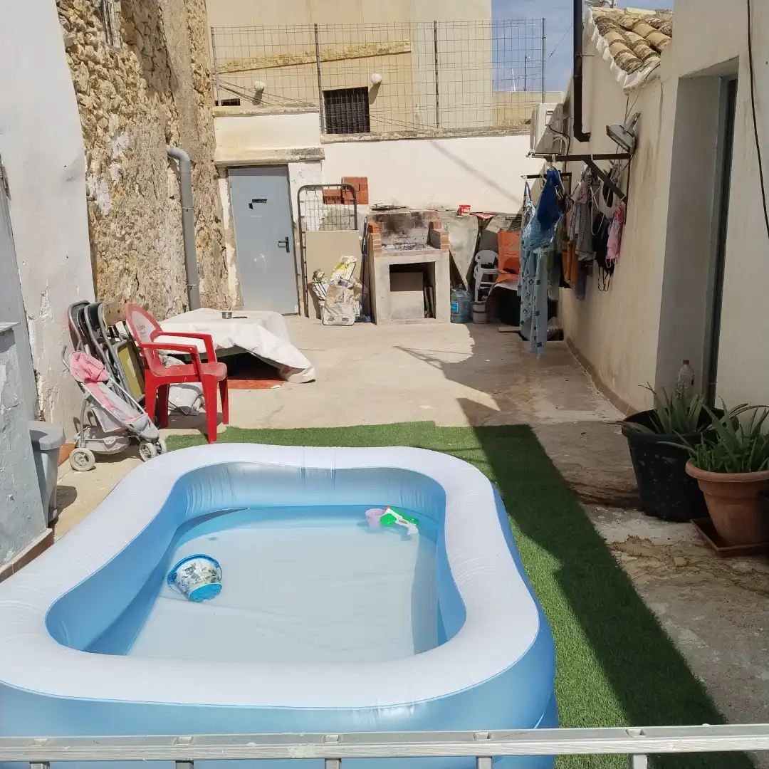 Planta baja en venta en Carrer Padre Jofre, 9, Casco Antiguo Piscina de Planta baja en venta en Llíria con Aire acondicionado, Calefacción y Jardín privado
