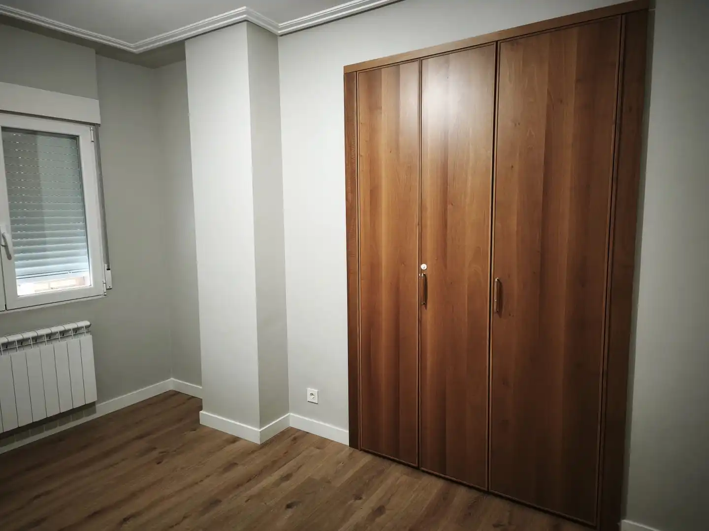Pis en venda a Jacinto Benavente Kalea, 25, Santa Lucía Dormitori de Pis en venda en Vitoria - Gasteiz amb Calefacció, Parquet i Terrassa