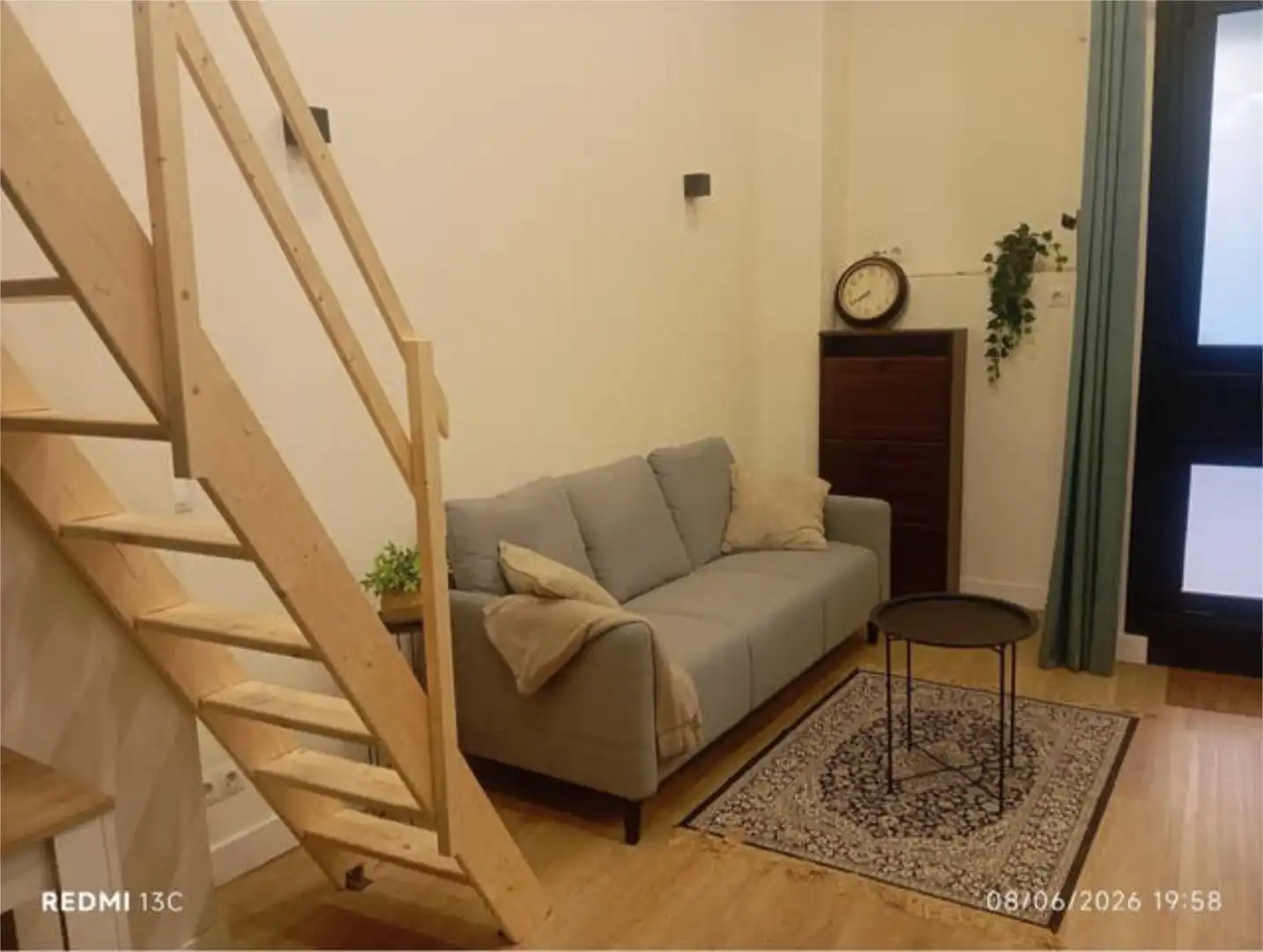 Loft en venta en Portazgo Sala de estar de Loft en venta en Madrid con Amueblado