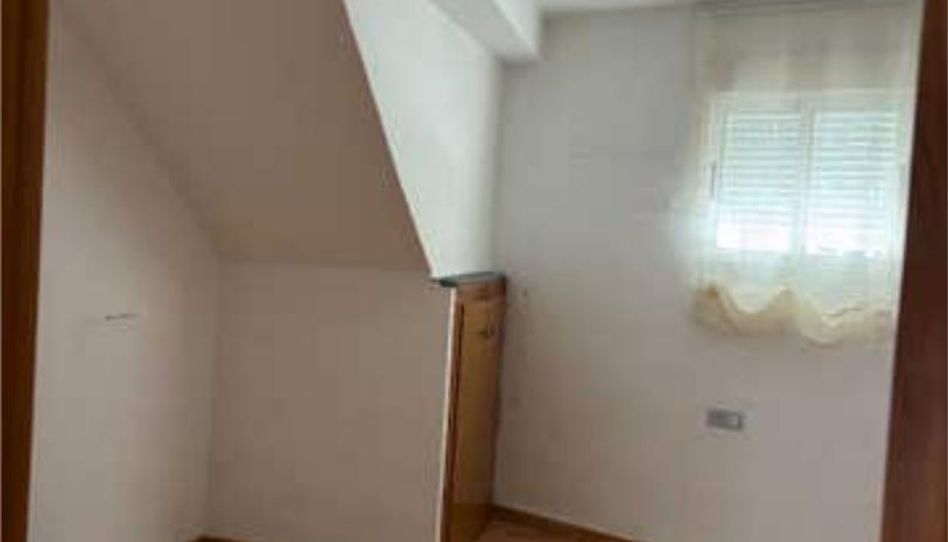 Casa o chalet de alquiler en Villar del Arzobispo, Valencia - imagen 1 Foto 1 de Casa o chalet de alquiler en Villar del Arzobispo, Valencia
