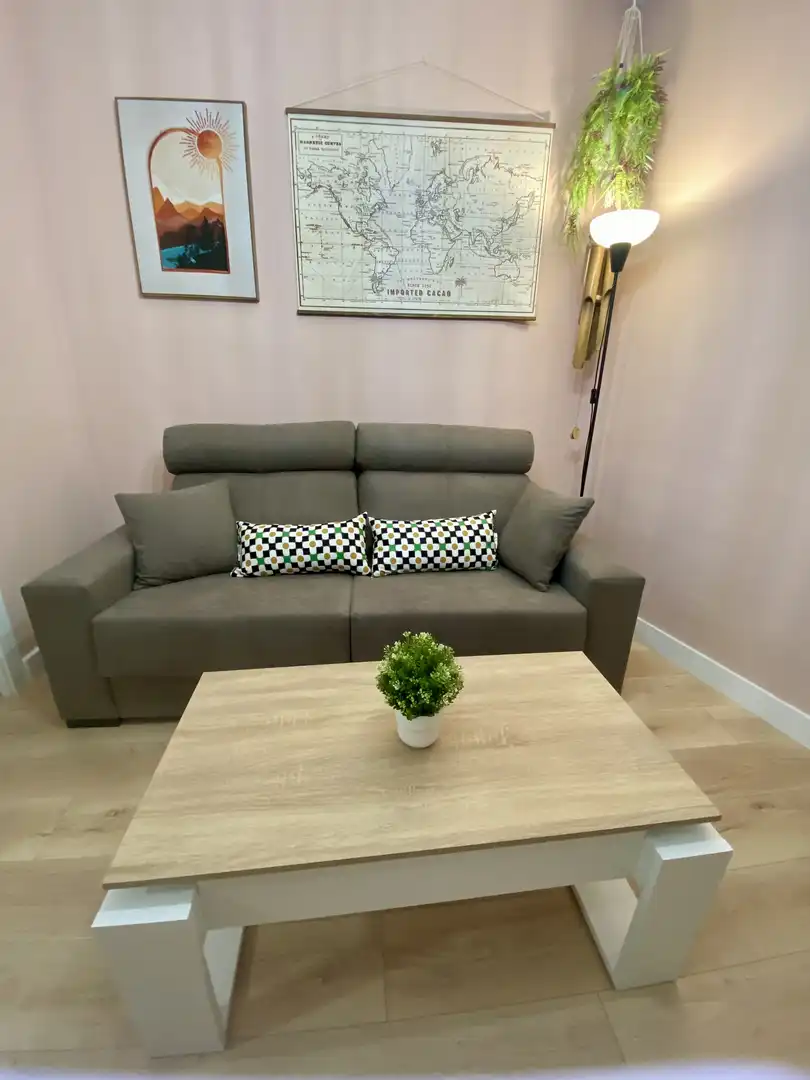 Wohnung zur Miete in Plaza Topete, El Pópulo - Santa María Wohnzimmer von Wohnung zur Miete in Cádiz mit Klimaanlage, Heizung und Privatgarten
