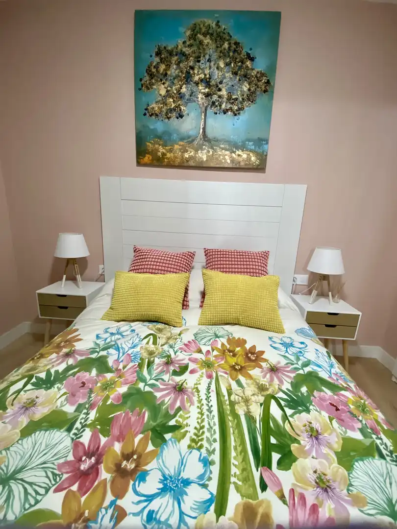 Wohnung zur Miete in Plaza Topete, El Pópulo - Santa María Schlafzimmer von Wohnung zur Miete in Cádiz mit Klimaanlage, Heizung und Privatgarten