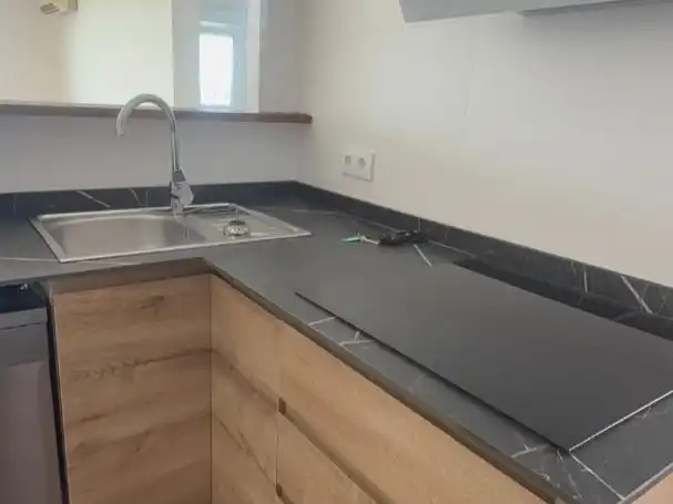 Wohnung zur Miete in Avenida de Bellavista, 10, Bellavista Küche von Wohnung zur Miete in Sevilla Capital mit Klimaanlage, Terrasse und Balkon
