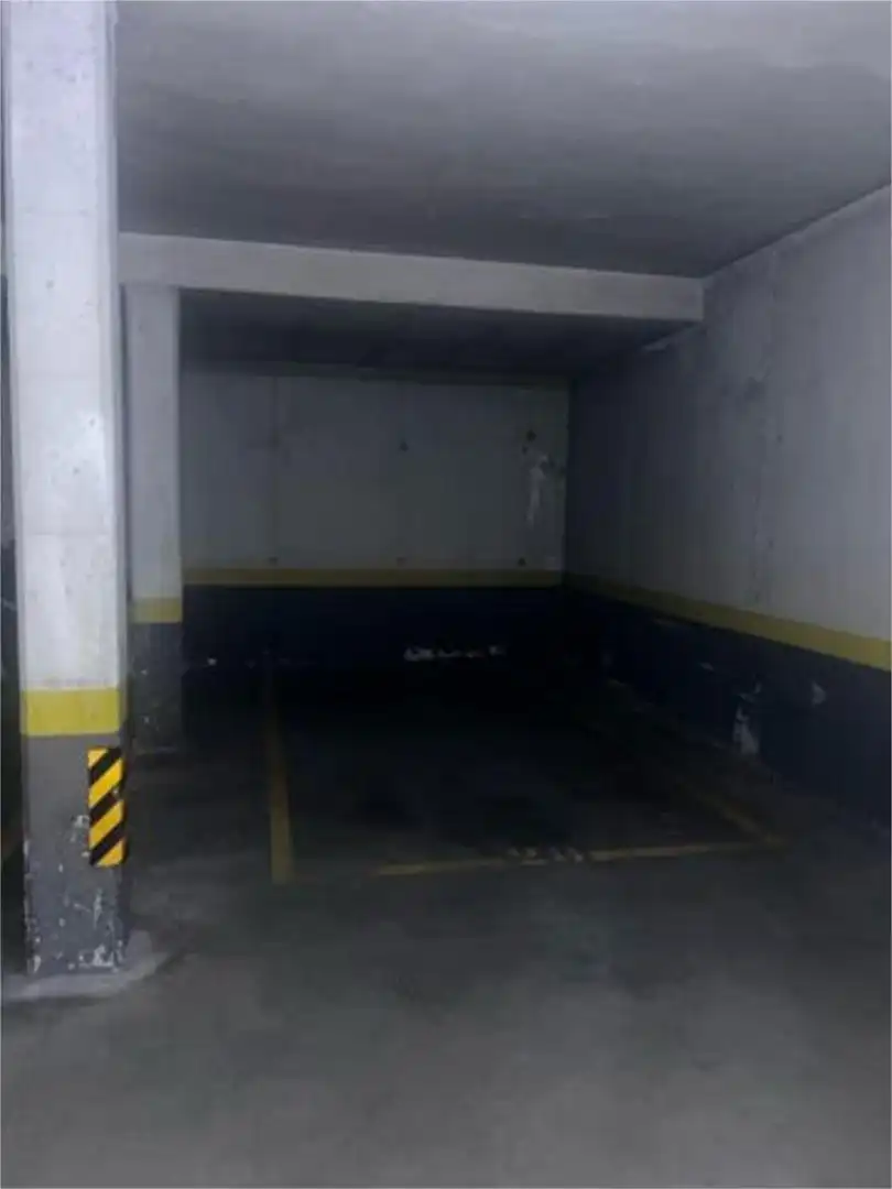 Parking of Garage for rent in Madrid
