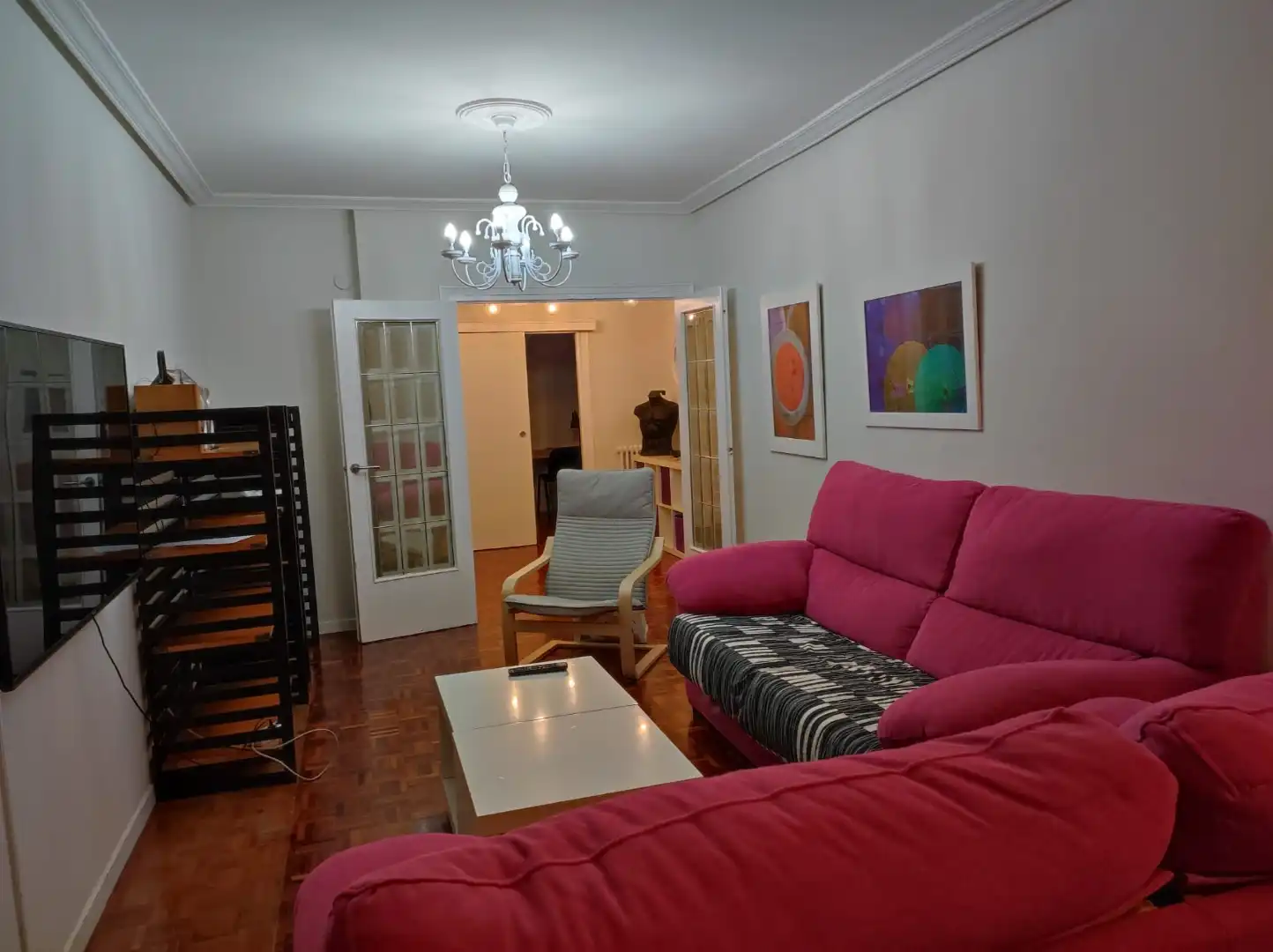Habitació a Calle Pablo Sarasate, 14, Centro Habitació a Calle Pablo Sarasate, 14, Centro