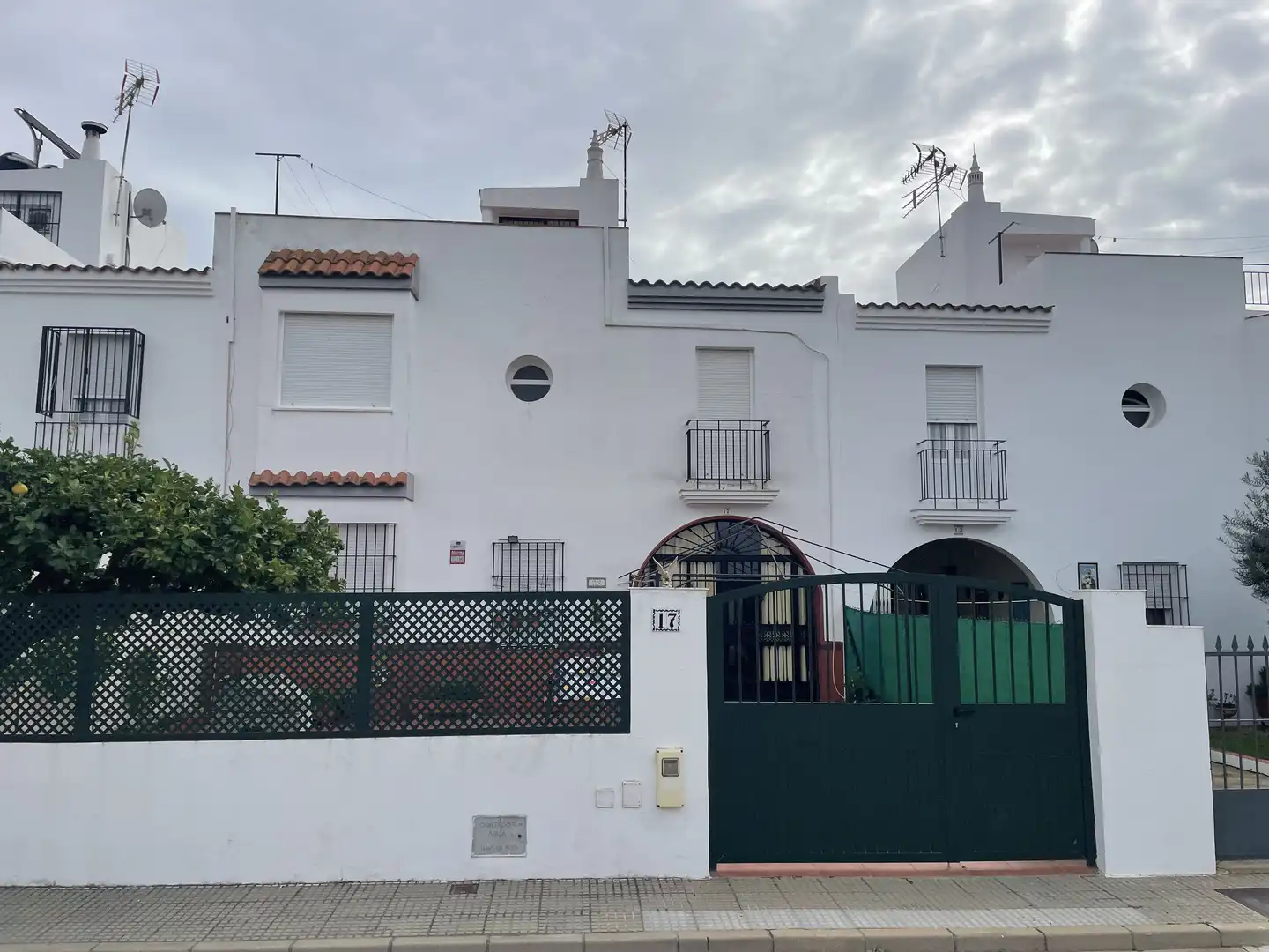 Detached homes for sale in Calle Algallarín, 17, Redondela Exterior view of Detached homes for sale in Isla Cristina with Air Conditioner, Terrace and Balcony