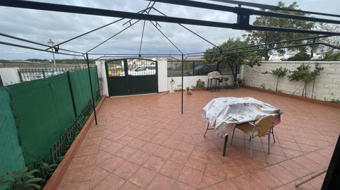 Casa adosada en venta en Calle Algallarín, 17, Redondela, Isla Cristina - imagen 3 Foto 3 de Casa adosada en venta en Calle Algallarín, 17, Redondela, Isla Cristina