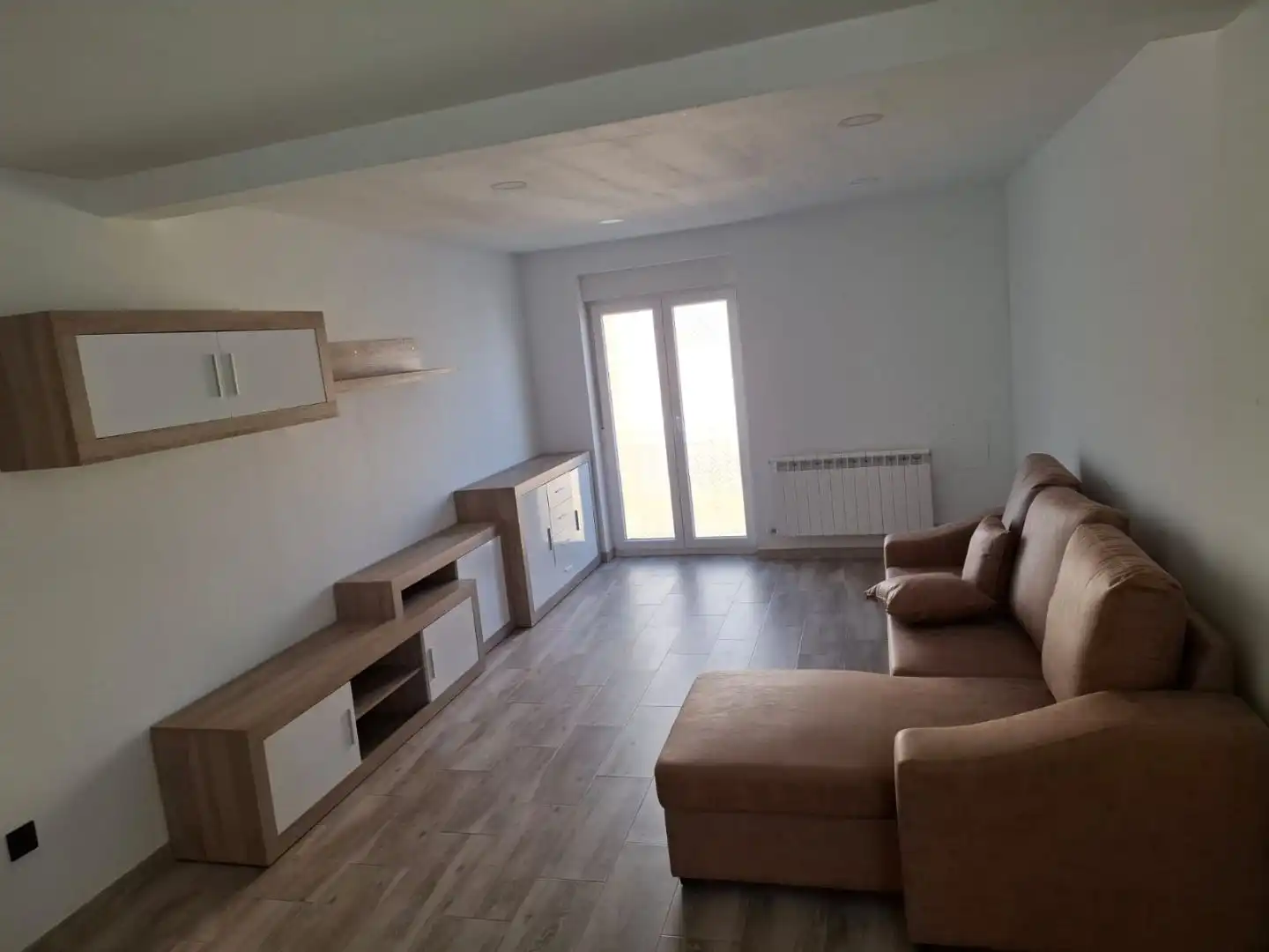 Flat for rent in Calle Santa Teresita del Niño Jesús, 87, Barrio Blanco Flat for rent in Calle Santa Teresita del Niño Jesús, 87, Barrio Blanco