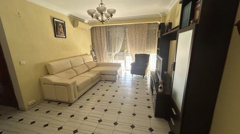Piso en venta en Calle Camarada Fernando Castillo, 6, Fuentepiña, Huelva Capital - imagen 2 Foto 2 de Piso en venta en Calle Camarada Fernando Castillo, 6, Fuentepiña, Huelva Capital