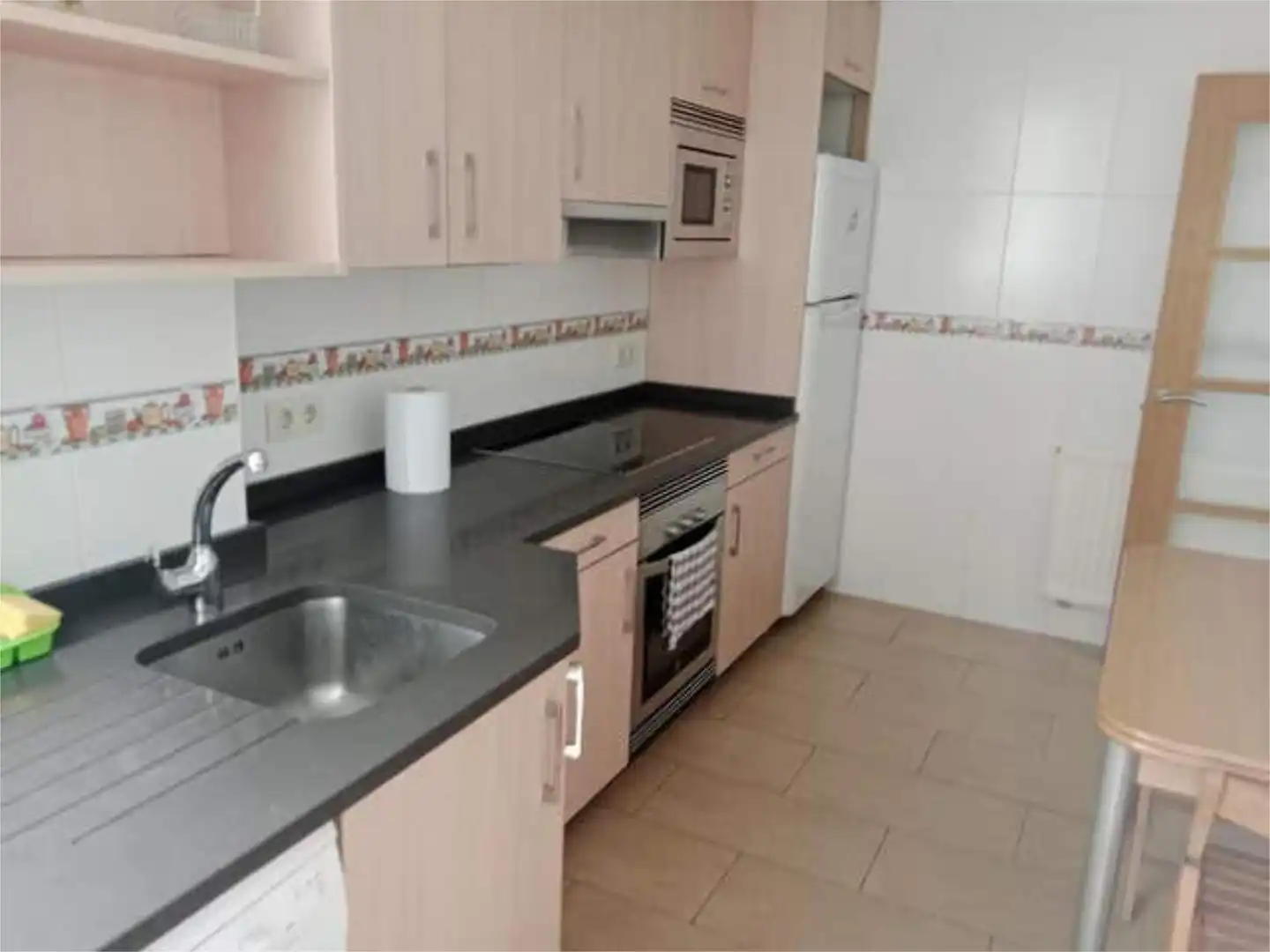 Flat for rent in Sardoma - Castrelos Kitchen of Flat for rent in Vigo with Heating, Terrace and Storage room