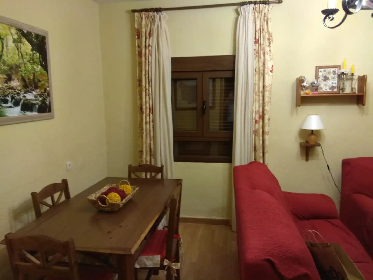 Piso en venta en Plaza Minero, 2, La Pola de Gordón Comedor de Piso en venta en La Pola de Gordón con Trastero y Amueblado