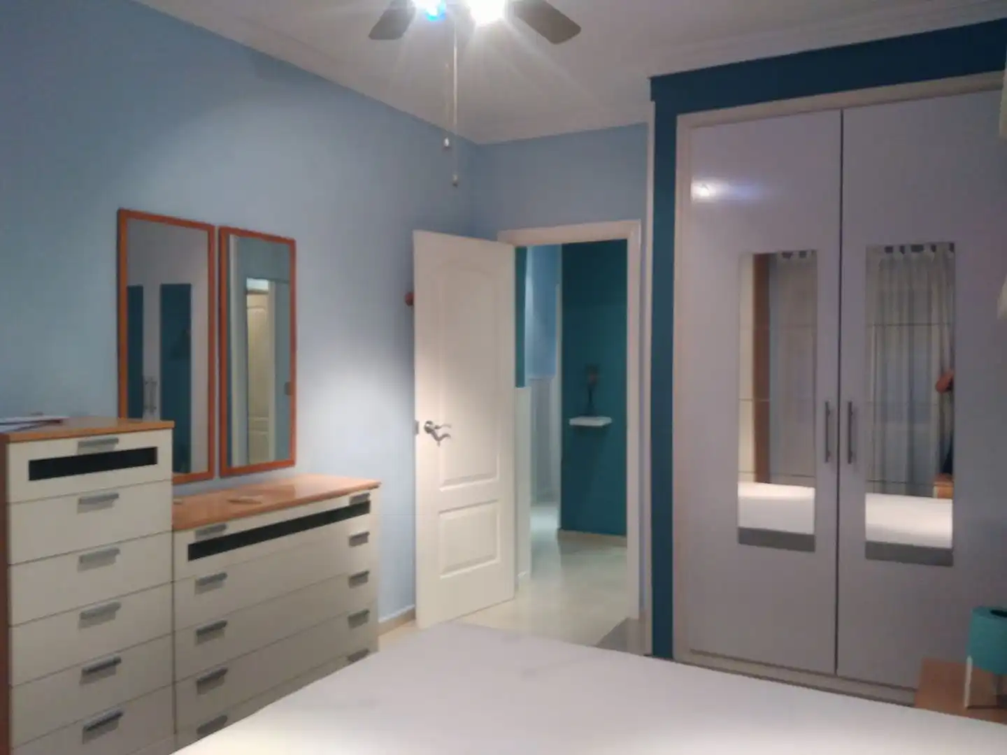 Bedroom of Flat for rent in Sevilla  with Air Conditioner, Heating and Terrace