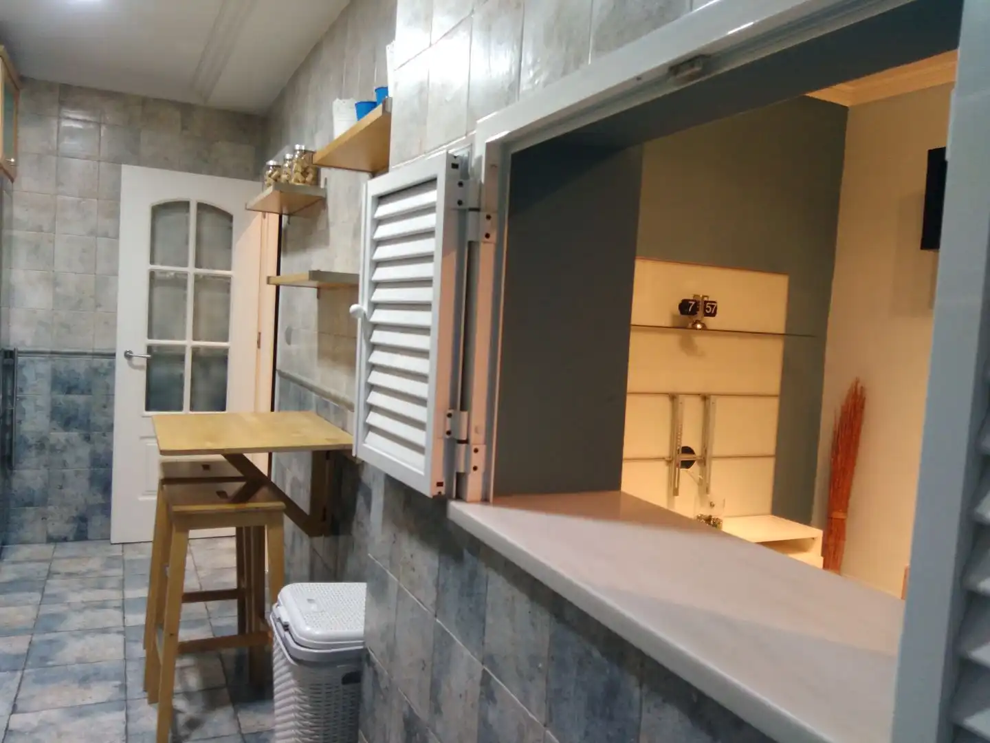 Kitchen of Flat for rent in Sevilla  with Air Conditioner, Heating and Terrace