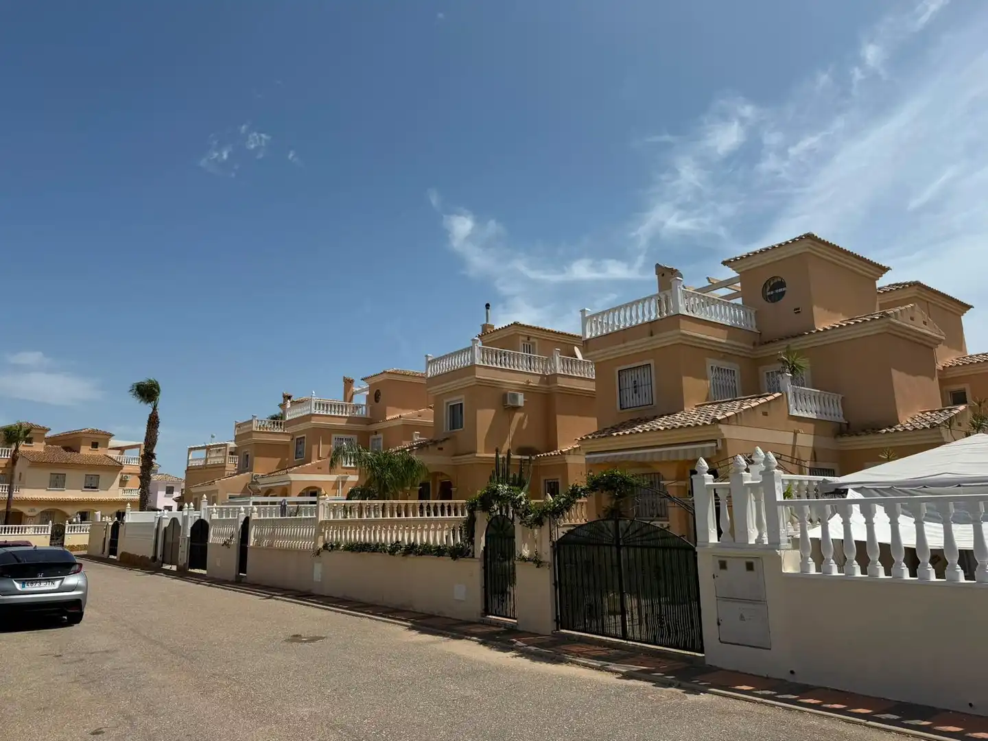 Houses for sale in Avenida de las Naciones, 42, Algorfa Exterior view of Houses for sale in Algorfa with Air Conditioner and Terrace