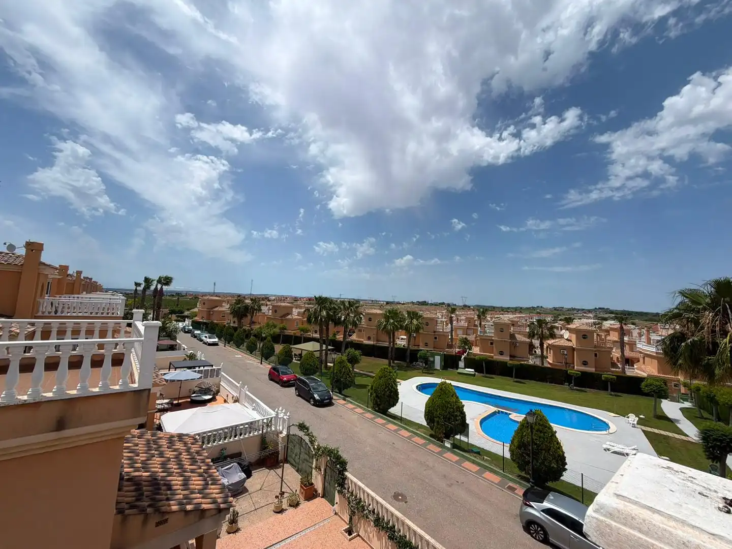 Houses for sale in Avenida de las Naciones, 42, Algorfa Exterior view of Houses for sale in Algorfa with Air Conditioner and Terrace