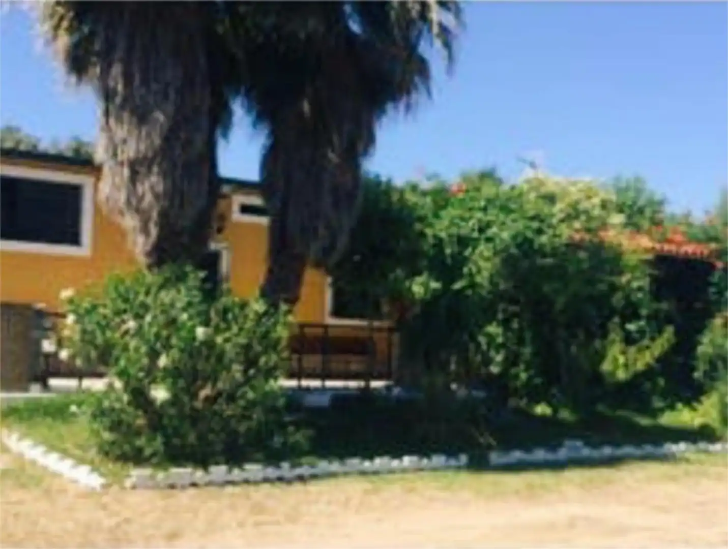 Einfamilien-Reihenhaus zum Verkauf in Dehesilla de Calamón - Campomanes Garten von Einfamilien-Reihenhaus zum Verkauf in Badajoz mit Heizung, Privatgarten und Terrasse