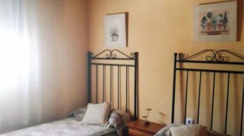 Foto 3 de Casa adosada en venta en Dehesilla de Calamón - Campomanes, Badajoz Capital