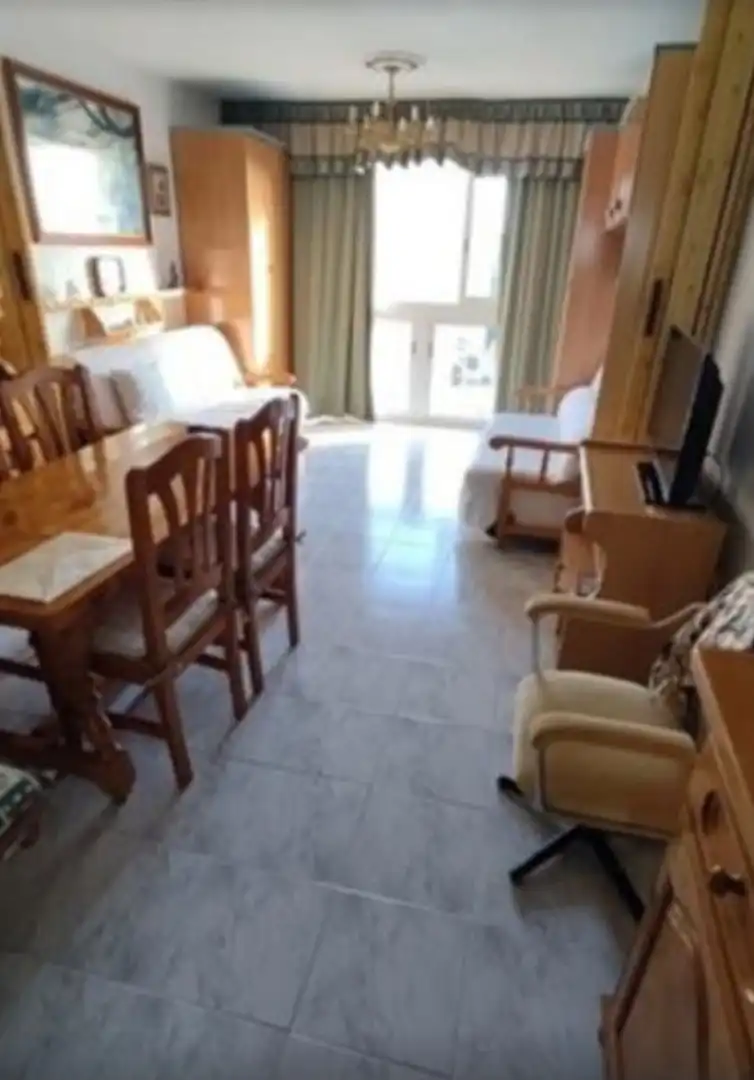 Piso de alquiler en Avenida de París, 12, Rincón Alto Comedor de Piso de alquiler en Benidorm con Amueblado, Lavadora y Parking comunitario